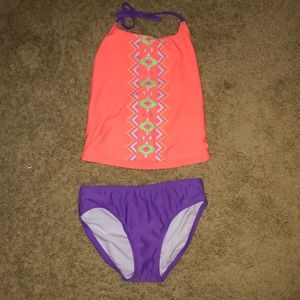 girls tankini!!